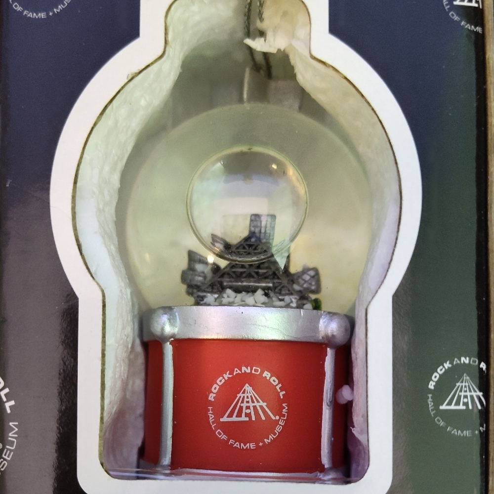 Rock and Roll Hall of Fame Snow Globe